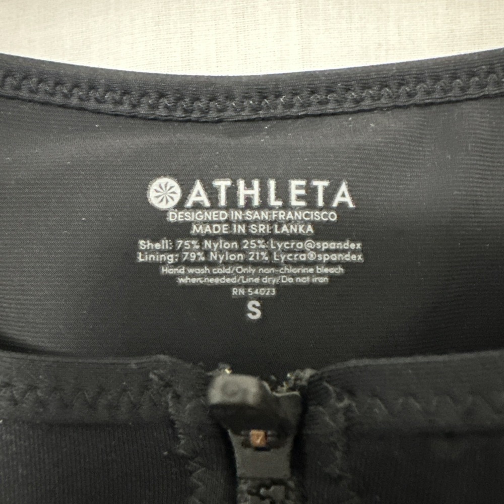 Athleta Cortes Long Sleeve One Piece Swimsuit Black Zip Front Padded Beach - Picture 2 of 7